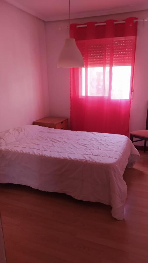 Apartamento de 3 dormitorios por Entrevías Madri Exterior foto